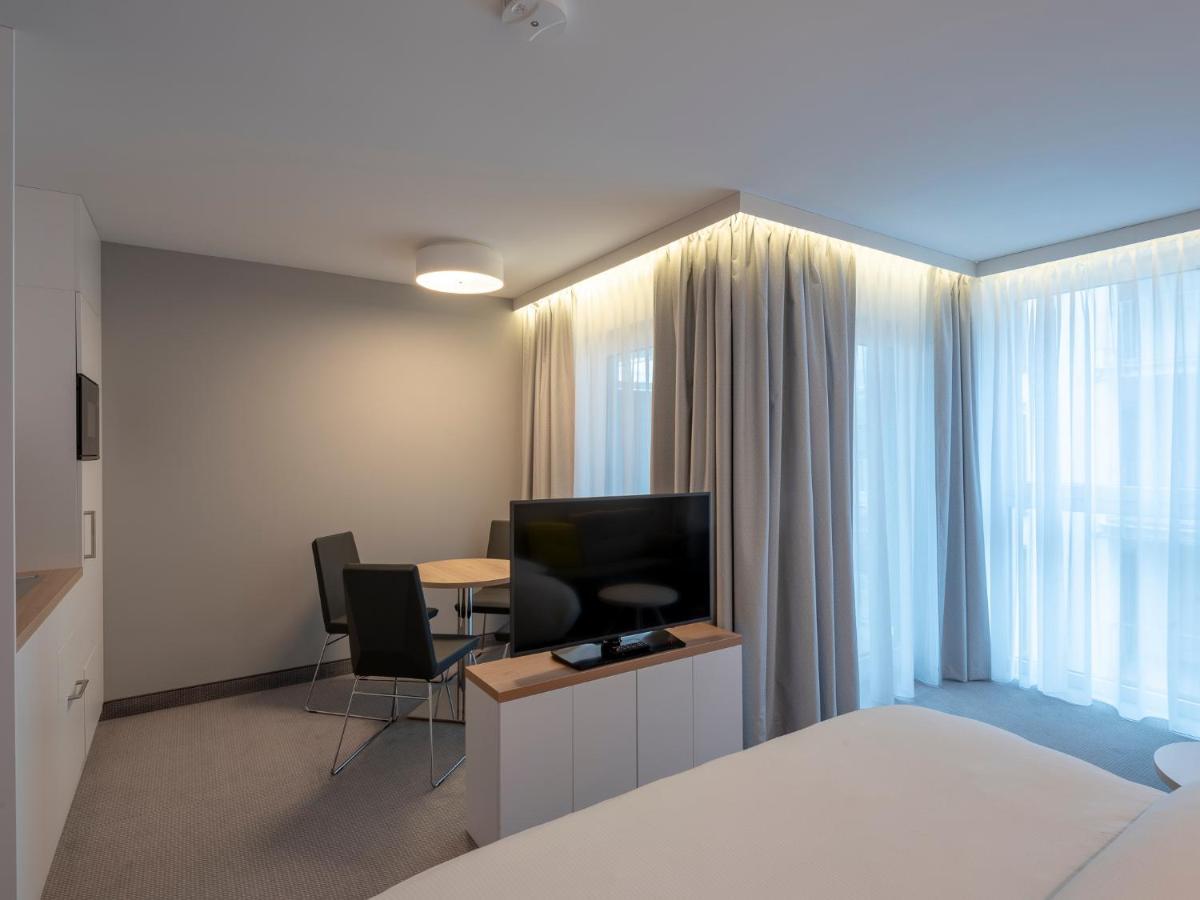 Holiday Inn Express - Offenbach By Ihg Bagian luar foto