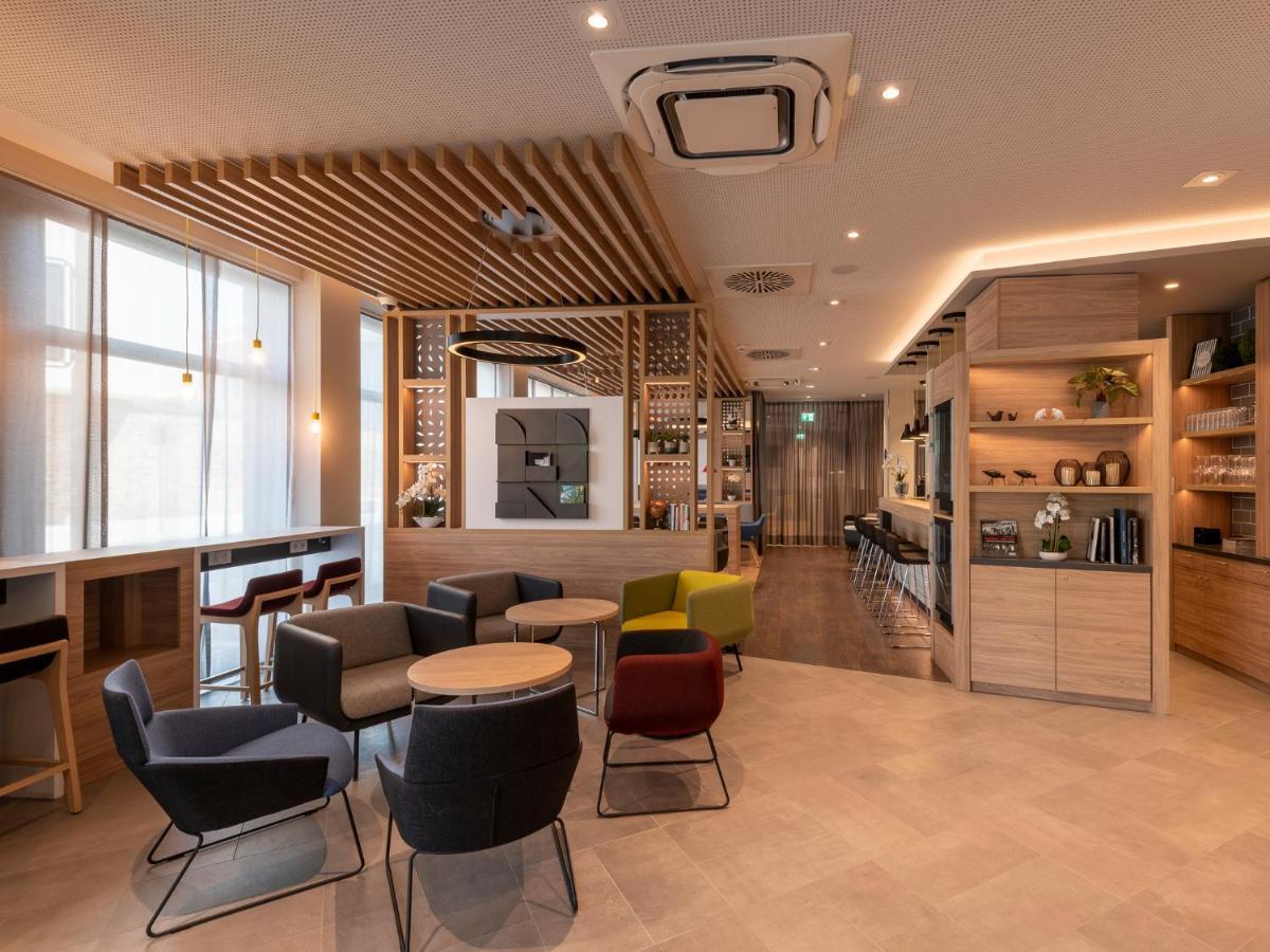 Holiday Inn Express - Offenbach By Ihg Bagian luar foto