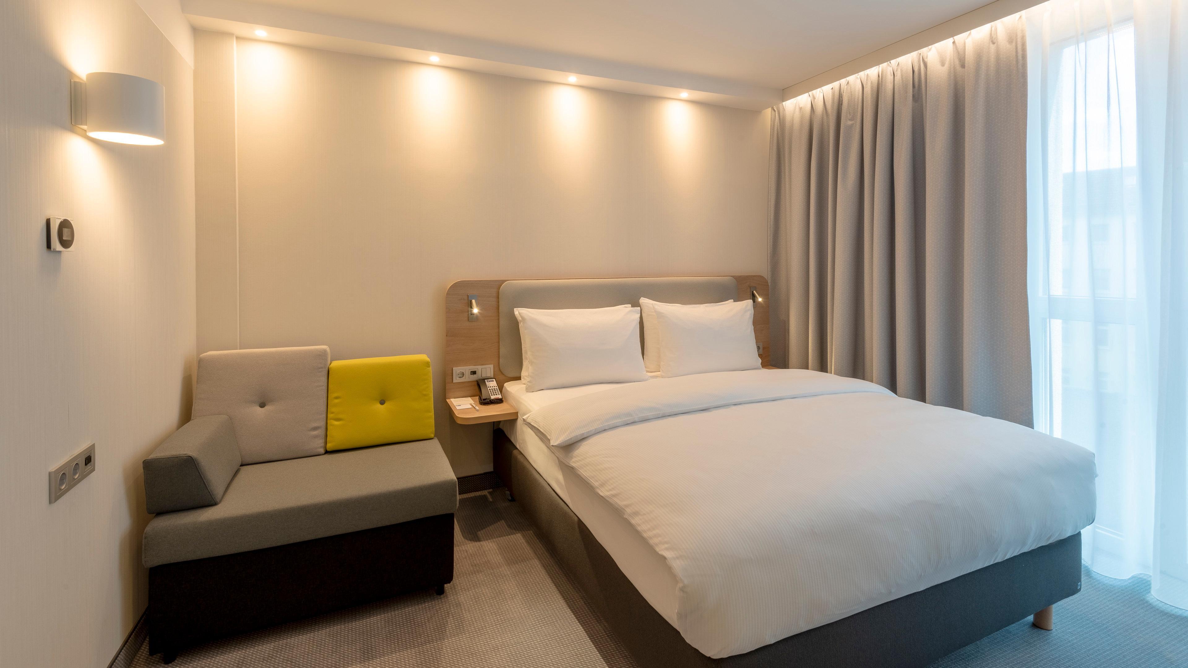 Holiday Inn Express - Offenbach By Ihg Bagian luar foto