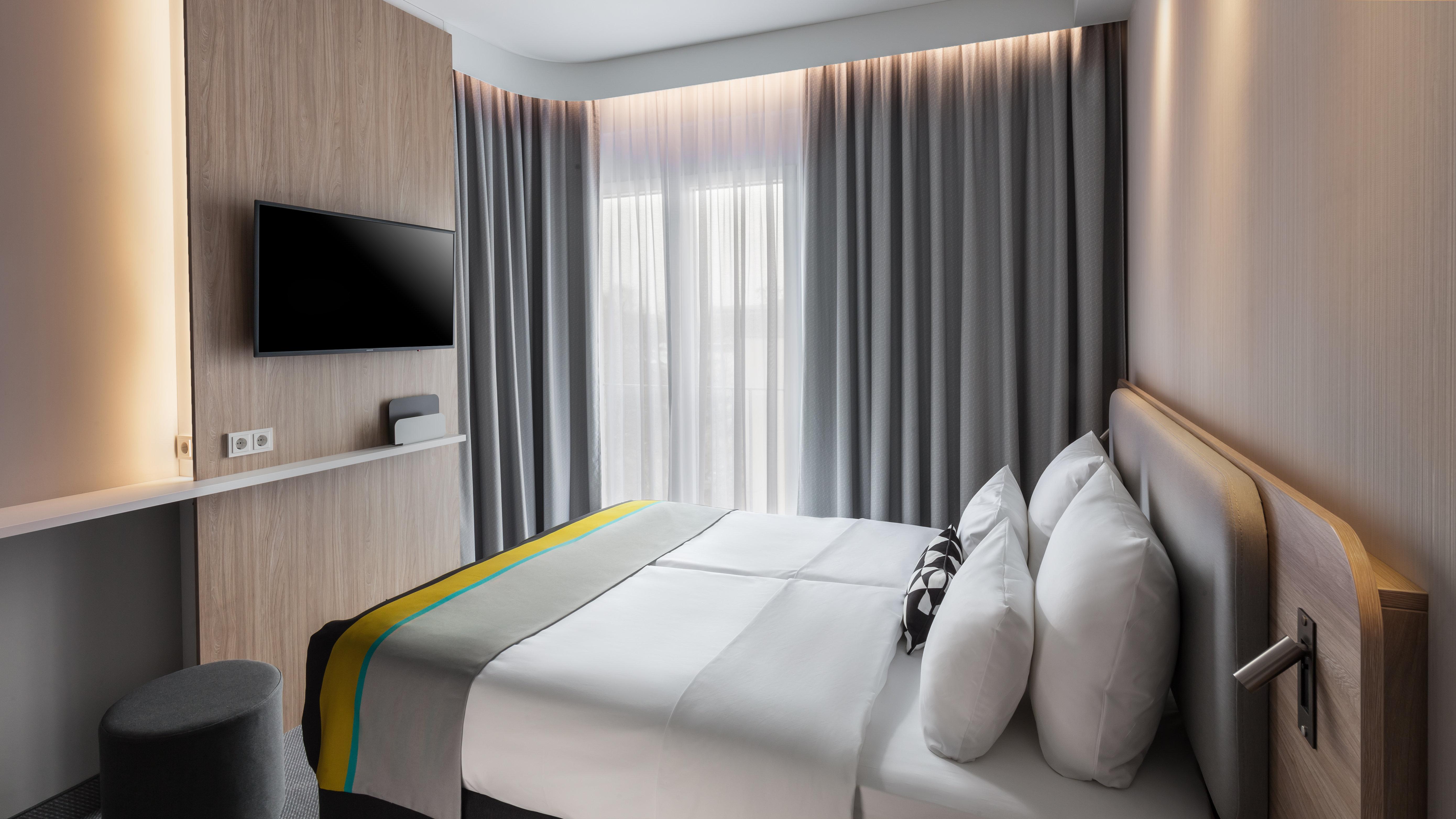 Holiday Inn Express - Offenbach By Ihg Bagian luar foto