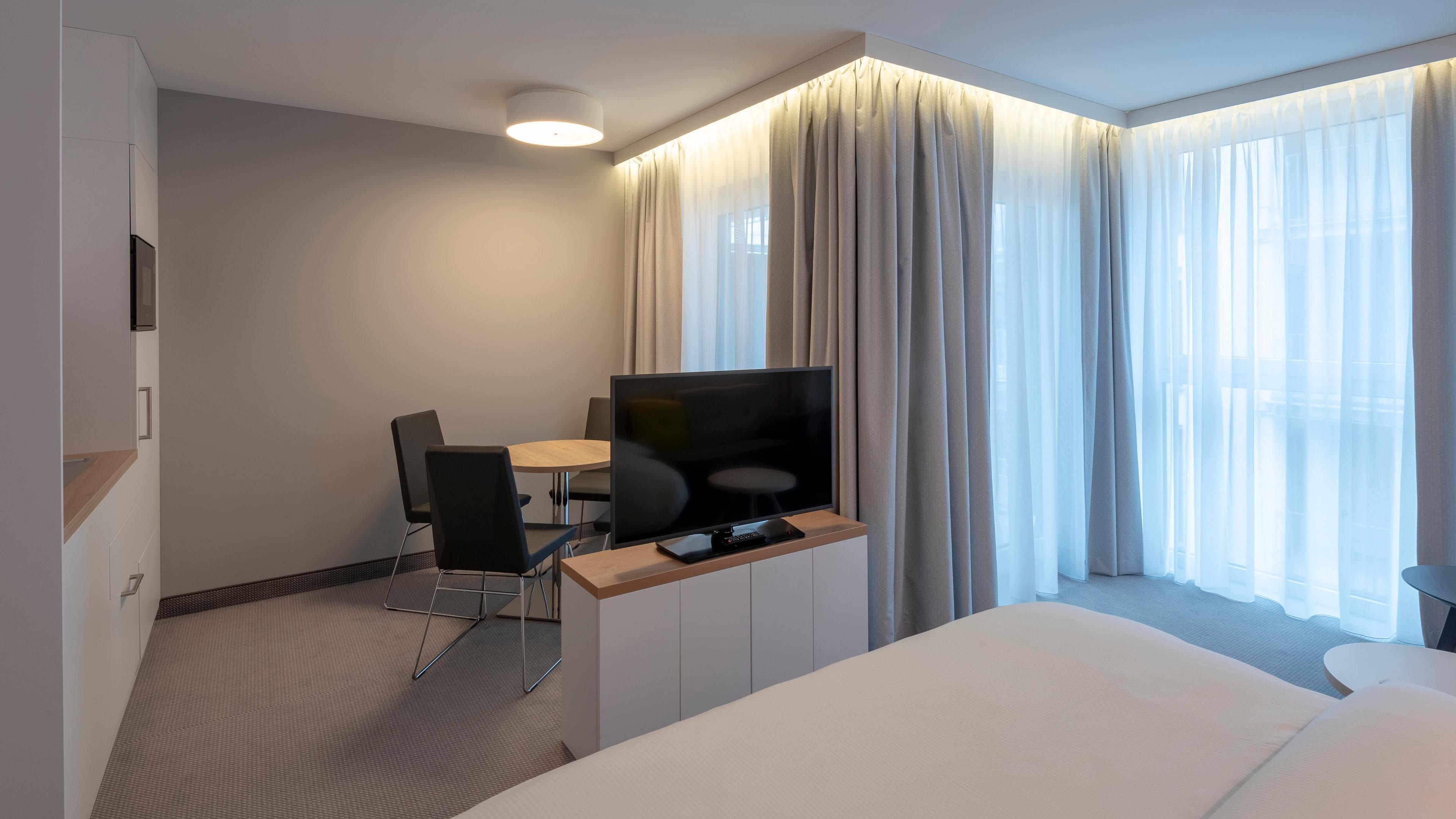 Holiday Inn Express - Offenbach By Ihg Bagian luar foto