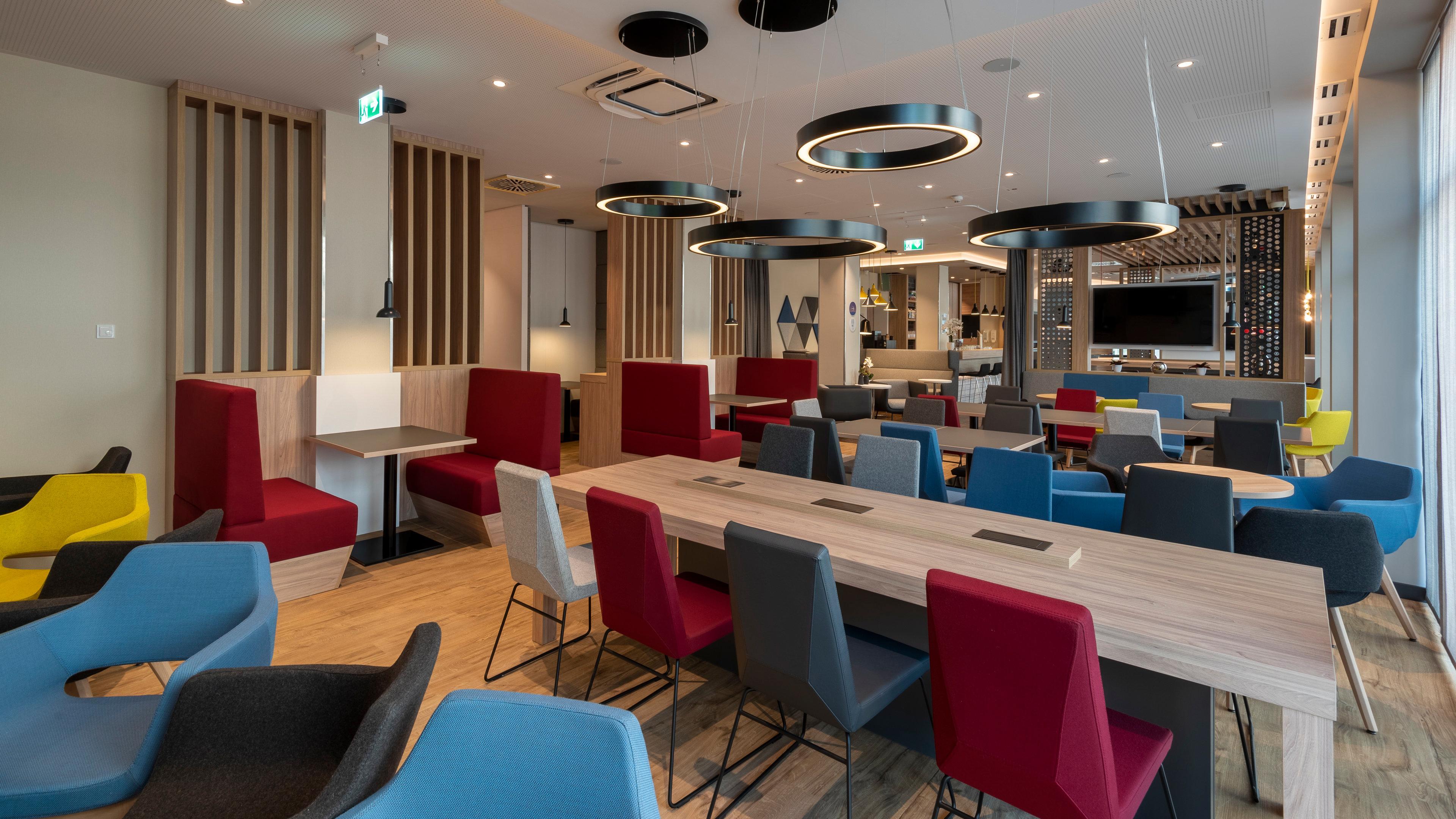 Holiday Inn Express - Offenbach By Ihg Bagian luar foto